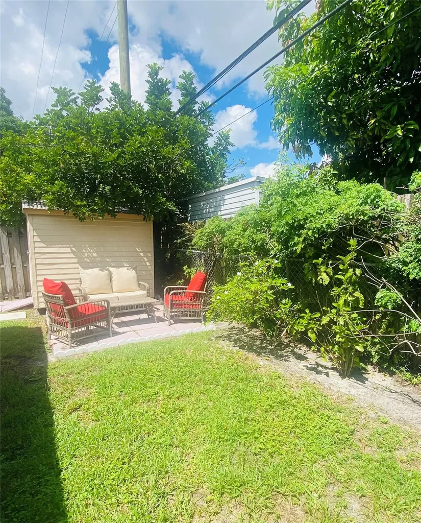 1641 NE 55th Street Fort Lauderdale FL 33334