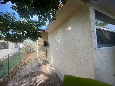 5836 Wiley Street Hollywood FL 33023