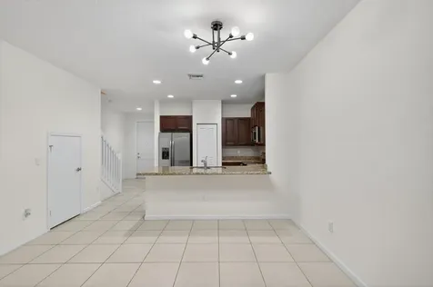 4234 N Dixie Highway Oakland Park FL 33334