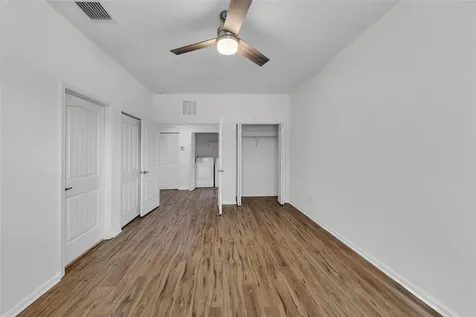 4234 N Dixie Highway Oakland Park FL 33334