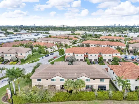 4234 N Dixie Highway Oakland Park FL 33334