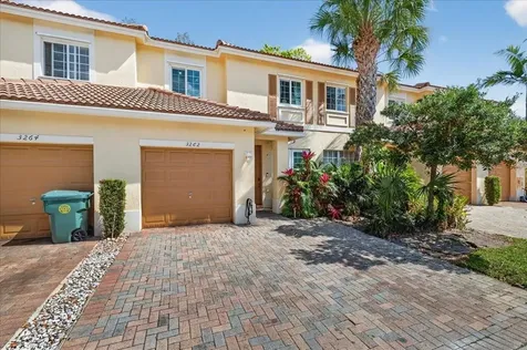 3262 NW 31st Terrace Oakland Park FL 33309