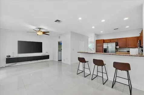 3262 NW 31st Terrace Oakland Park FL 33309