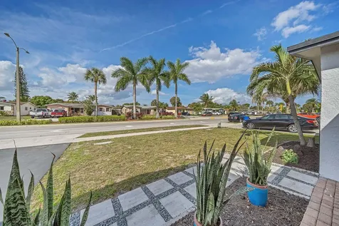 6520 Kimberly Boulevard North Lauderdale FL 33068