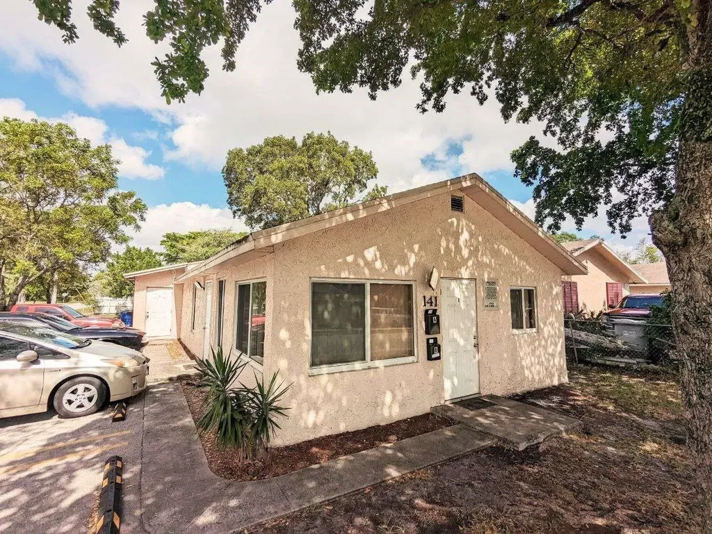 141 NW 10th Street Pompano Beach FL 33060