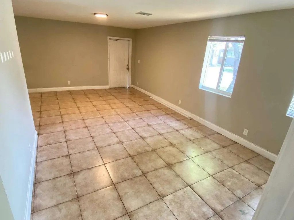 141 NW 10th Street Pompano Beach FL 33060