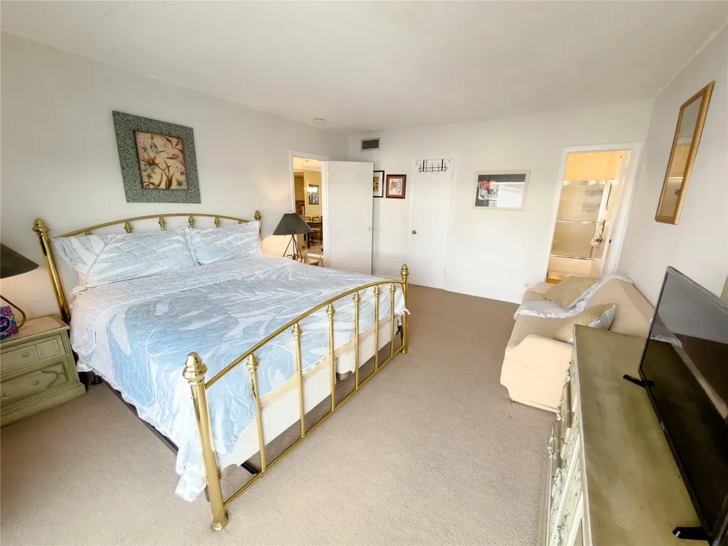 412 S Cypress Road Pompano Beach FL 33060