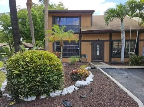 10191 Oleander Court Pembroke Pines FL 33026