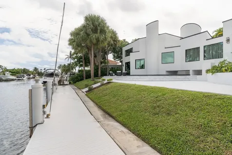 2651 NE 22nd Court Pompano Beach FL 33062