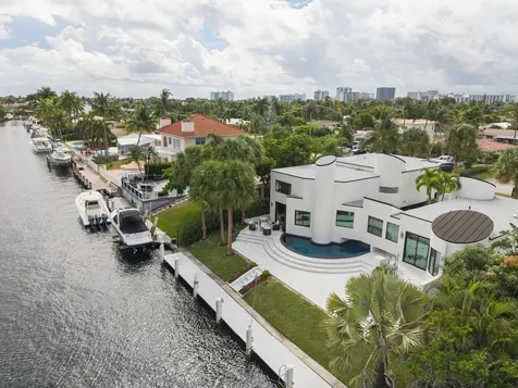 2651 NE 22nd Court Pompano Beach FL 33062