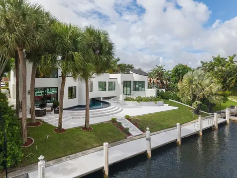 2651 NE 22nd Court Pompano Beach FL 33062