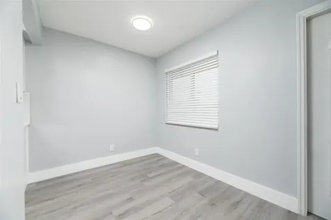 1401 NE 17th Court Fort Lauderdale FL 33305