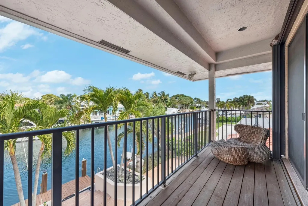 2865 NE 19th Street Pompano Beach FL 33062