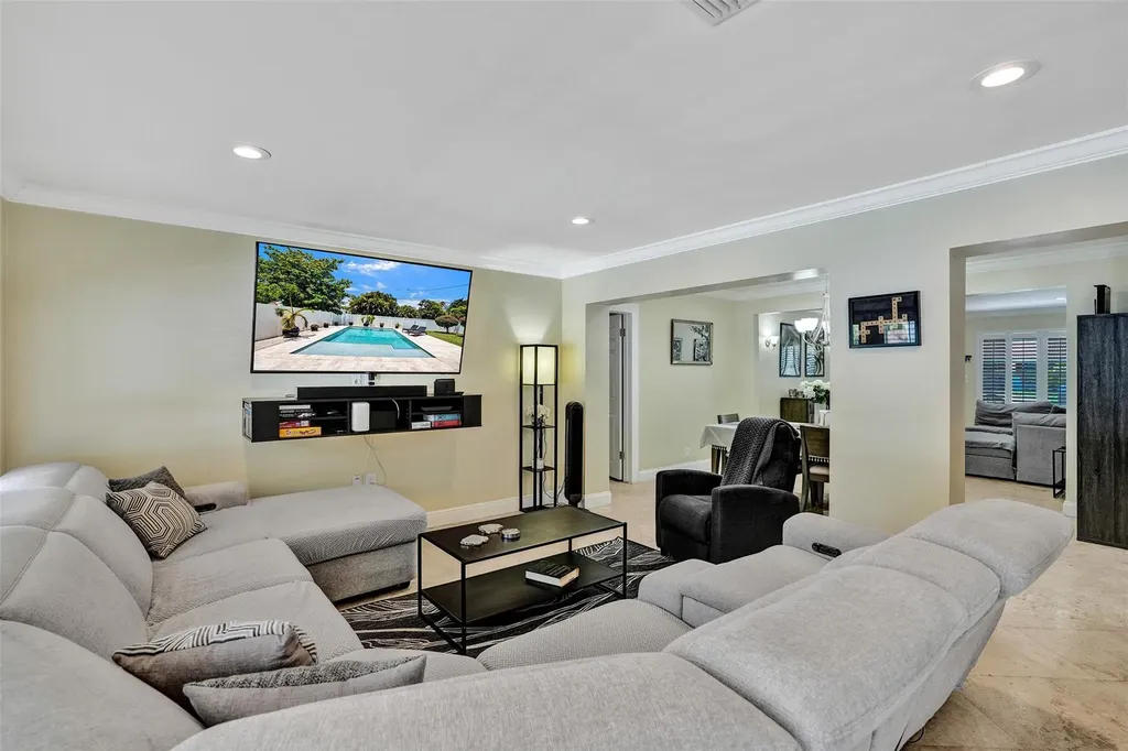 5409 Madison Street Hollywood FL 33021