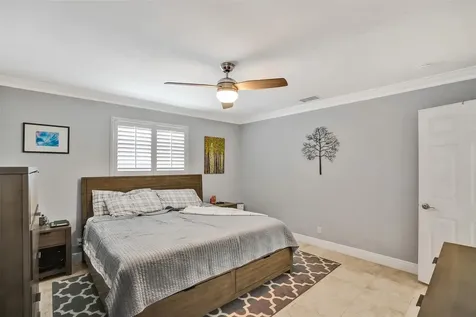 5409 Madison Street Hollywood FL 33021