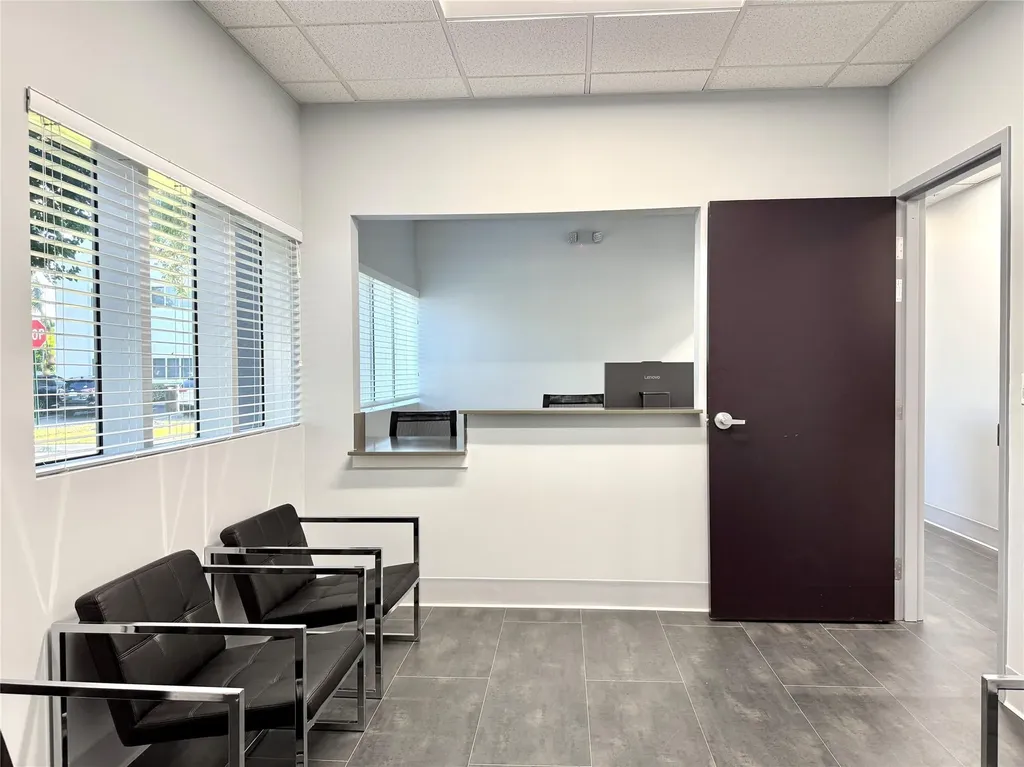 2933 NW 62nd Street Fort Lauderdale FL 33309