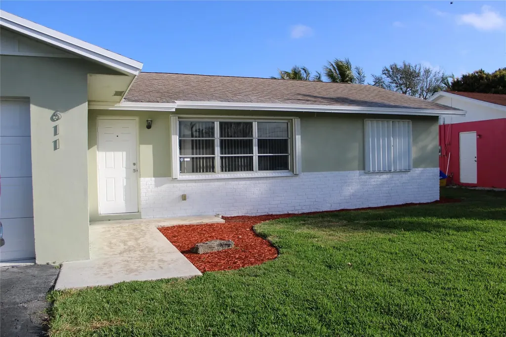 611 SW 1st Avenue Boynton Beach FL 33426