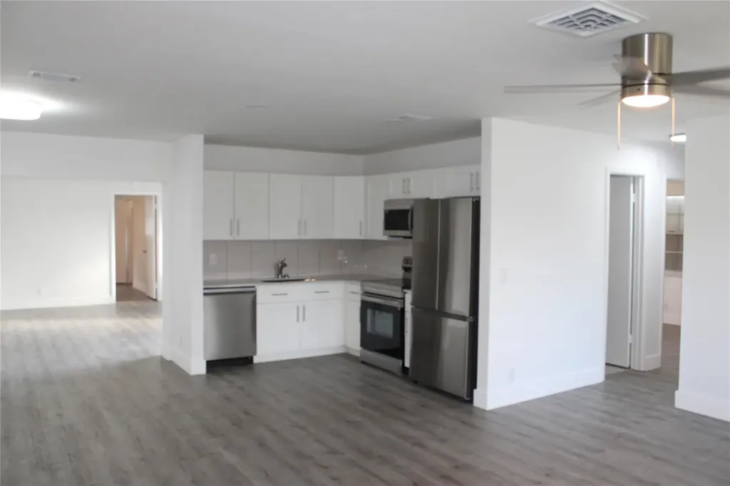 611 SW 1st Avenue Boynton Beach FL 33426