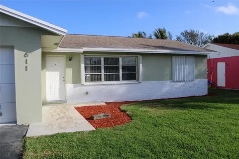 611 SW 1st Avenue Boynton Beach FL 33426