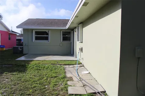 611 SW 1st Avenue Boynton Beach FL 33426