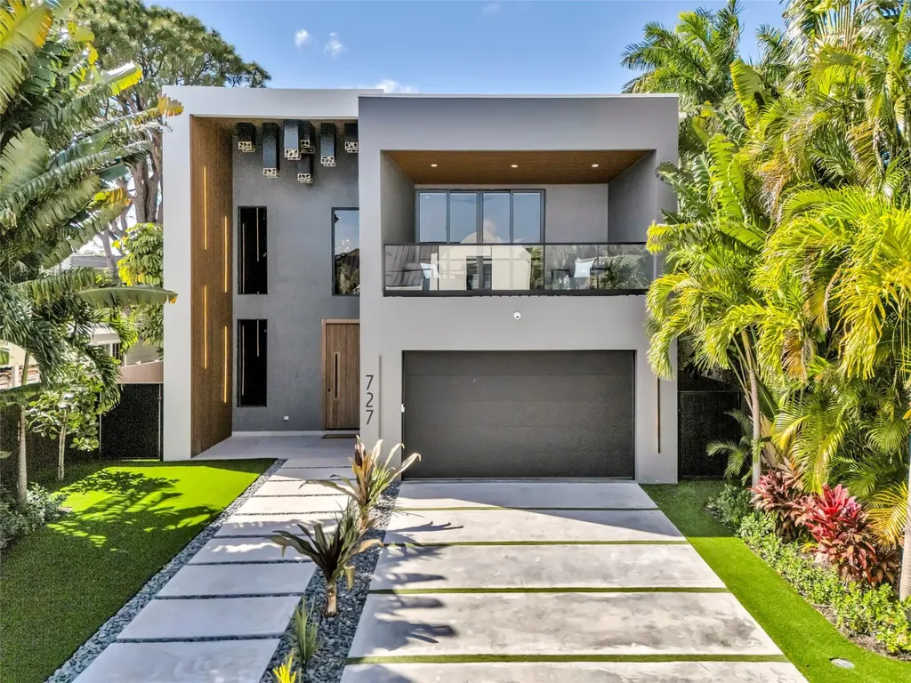 727 NE 17th Way Fort Lauderdale FL 33304