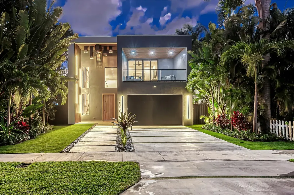 727 NE 17th Way Fort Lauderdale FL 33304