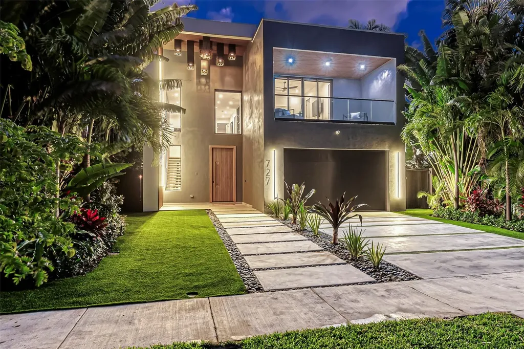 727 NE 17th Way Fort Lauderdale FL 33304