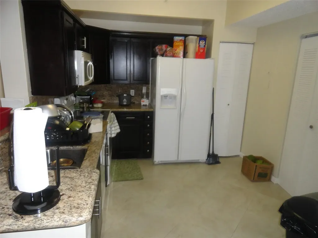 6976 SW 39th Street Fort Lauderdale FL 33314