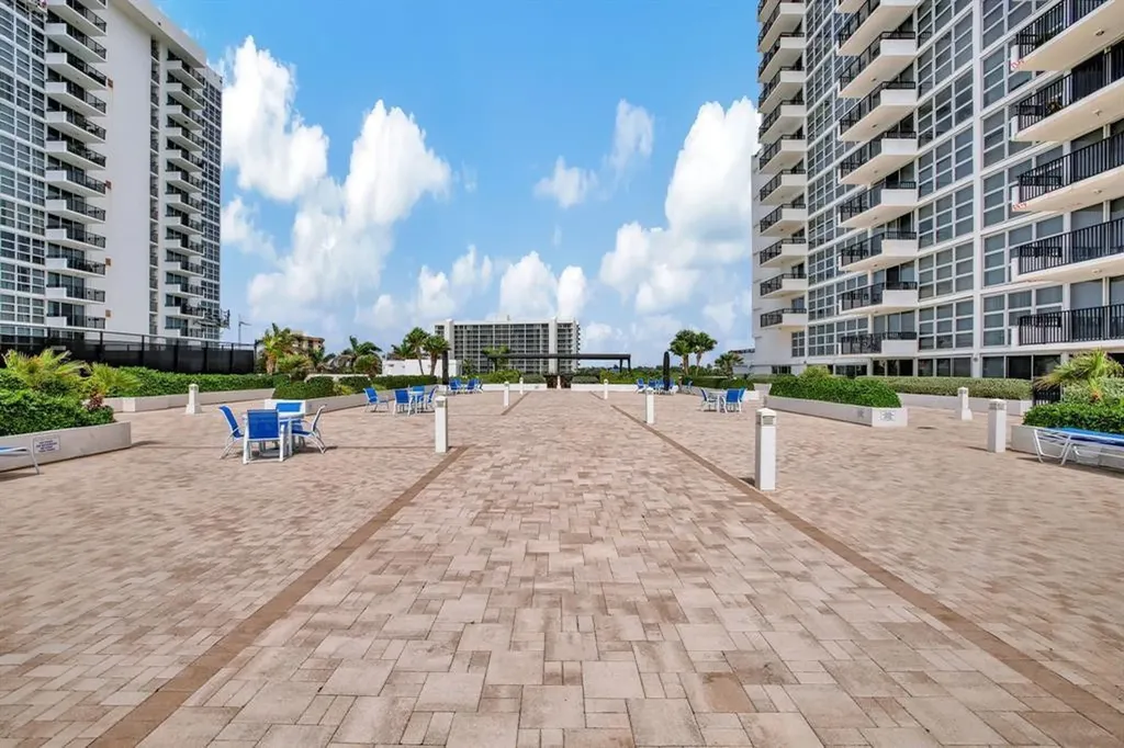 525 N Ocean Boulevard Pompano Beach FL 33062