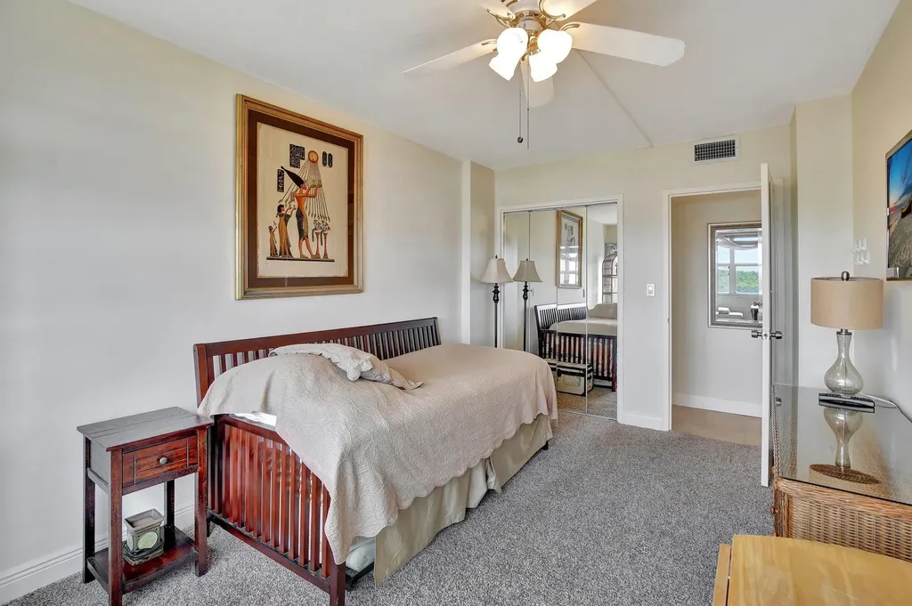 2555 NE 11th Street Fort Lauderdale FL 33304