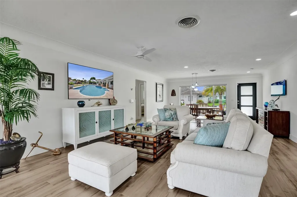 400 SE 5th Terrace Pompano Beach FL 33060