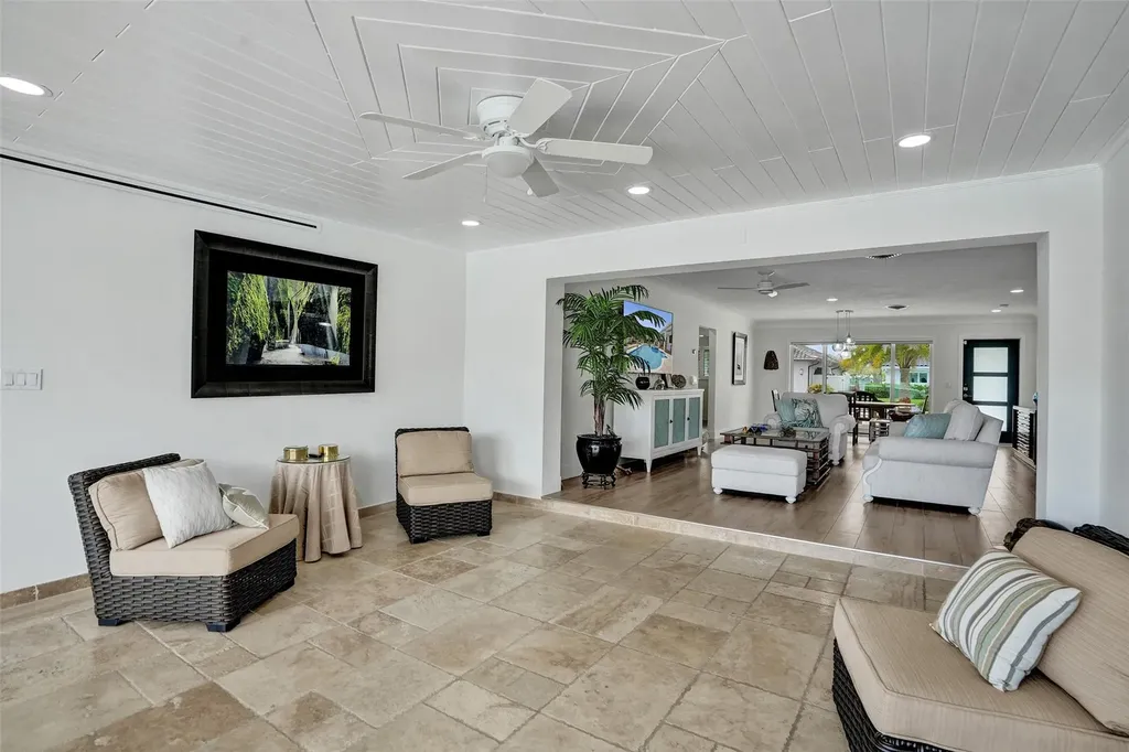 400 SE 5th Terrace Pompano Beach FL 33060