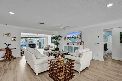400 SE 5th Terrace Pompano Beach FL 33060