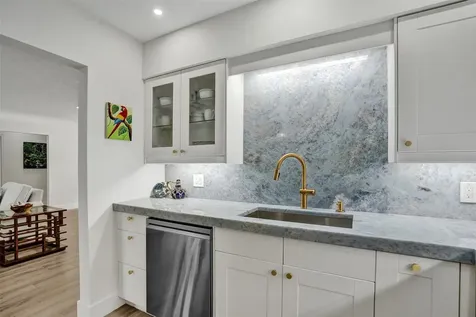 400 SE 5th Terrace Pompano Beach FL 33060