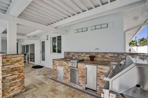 400 SE 5th Terrace Pompano Beach FL 33060