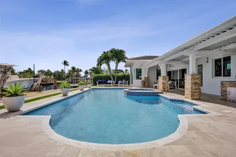 400 SE 5th Terrace Pompano Beach FL 33060