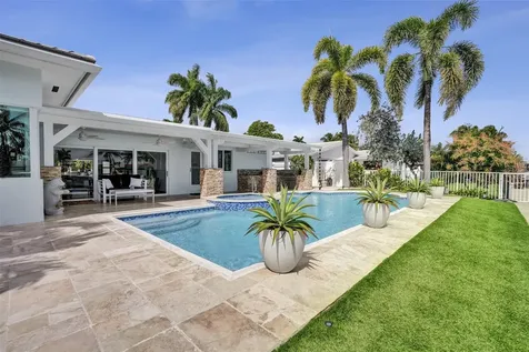400 SE 5th Terrace Pompano Beach FL 33060