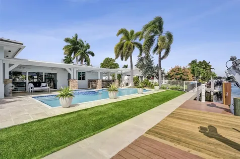 400 SE 5th Terrace Pompano Beach FL 33060