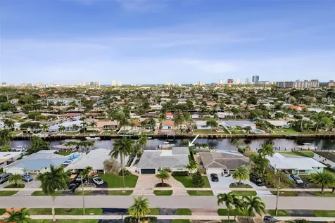 400 SE 5th Terrace Pompano Beach FL 33060