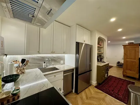 9 NE 19th Court Wilton Manors FL 33305