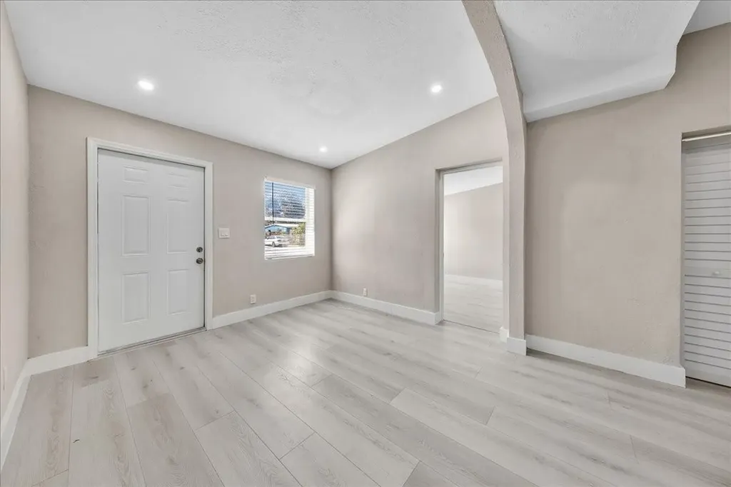 305 NE 8th Street Pompano Beach FL 33060