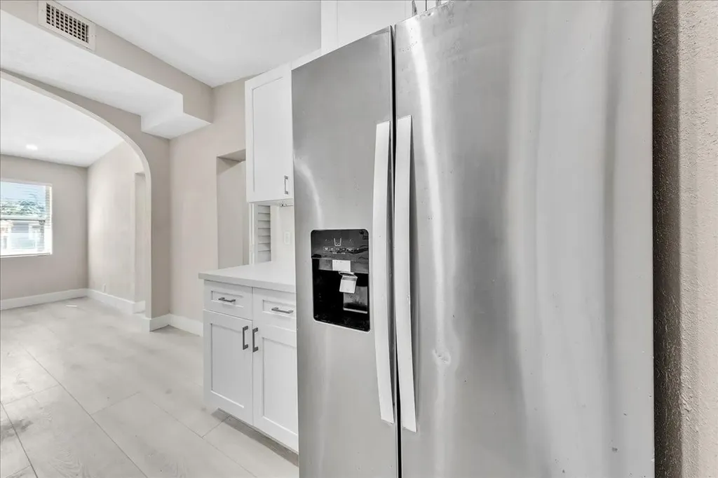 305 NE 8th Street Pompano Beach FL 33060
