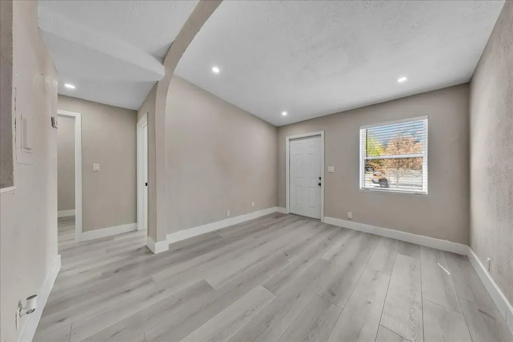 305 NE 8th Street Pompano Beach FL 33060