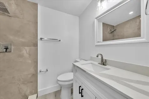 305 NE 8th Street Pompano Beach FL 33060