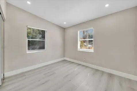 305 NE 8th Street Pompano Beach FL 33060
