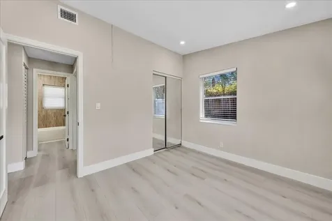 305 NE 8th Street Pompano Beach FL 33060