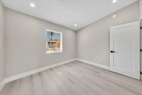 305 NE 8th Street Pompano Beach FL 33060