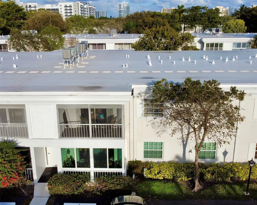 6405 Bay Club Drive Fort Lauderdale FL 33308