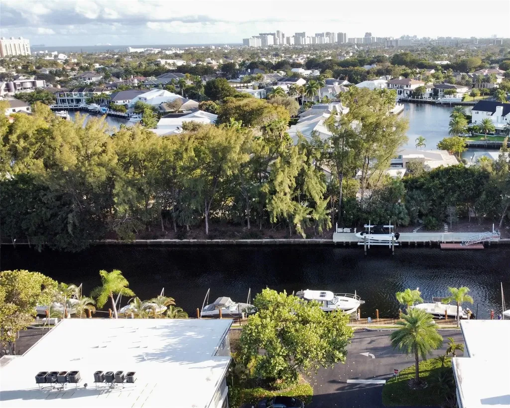 6405 Bay Club Drive Fort Lauderdale FL 33308