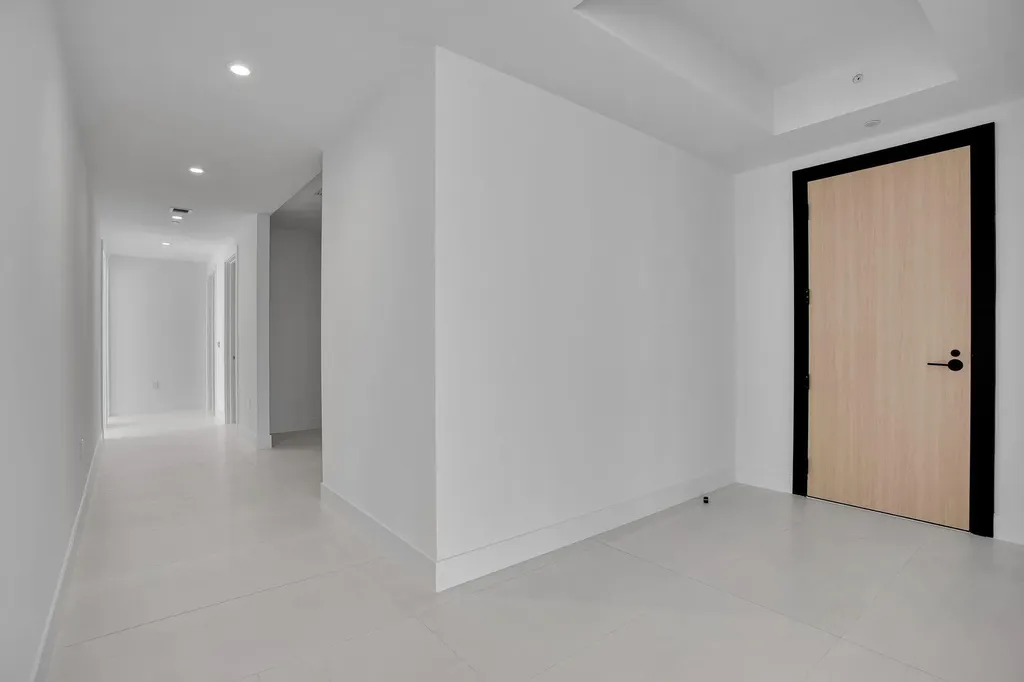 151 N Seabreeze Blv Fort Lauderdale FL 33304